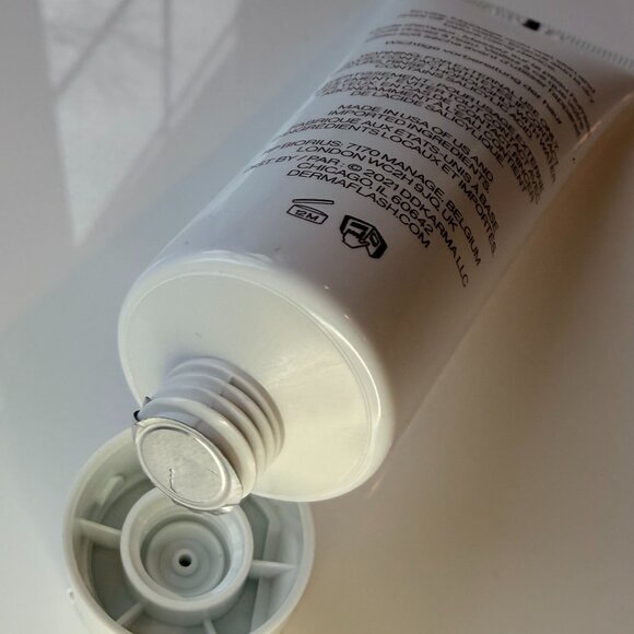Dermaflash Preflash | Skin Prep for effortless exfoliation | Unopened - Picture 5 of 6